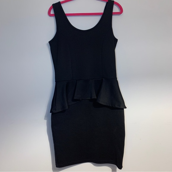 Lady Dutch black dress - Picture 1 of 5